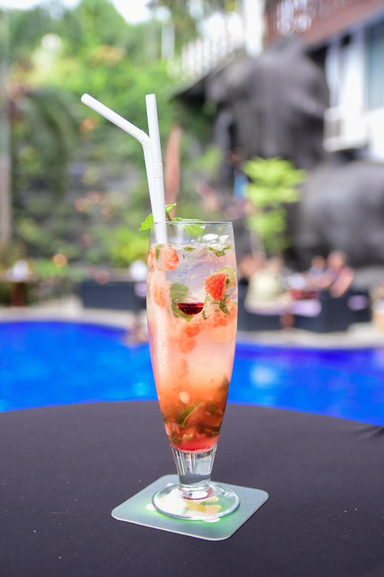 Hotel Sunray Канди Экстерьер фото