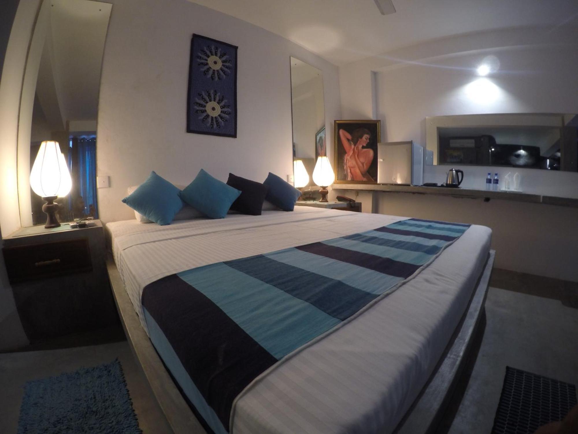 Hotel Sunray Канди Экстерьер фото