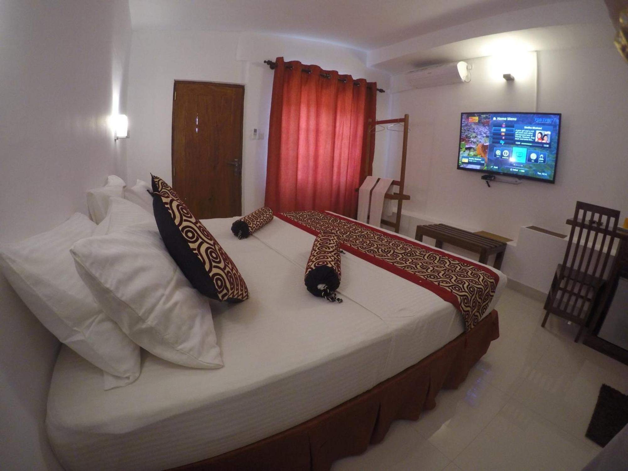 Hotel Sunray Канди Экстерьер фото