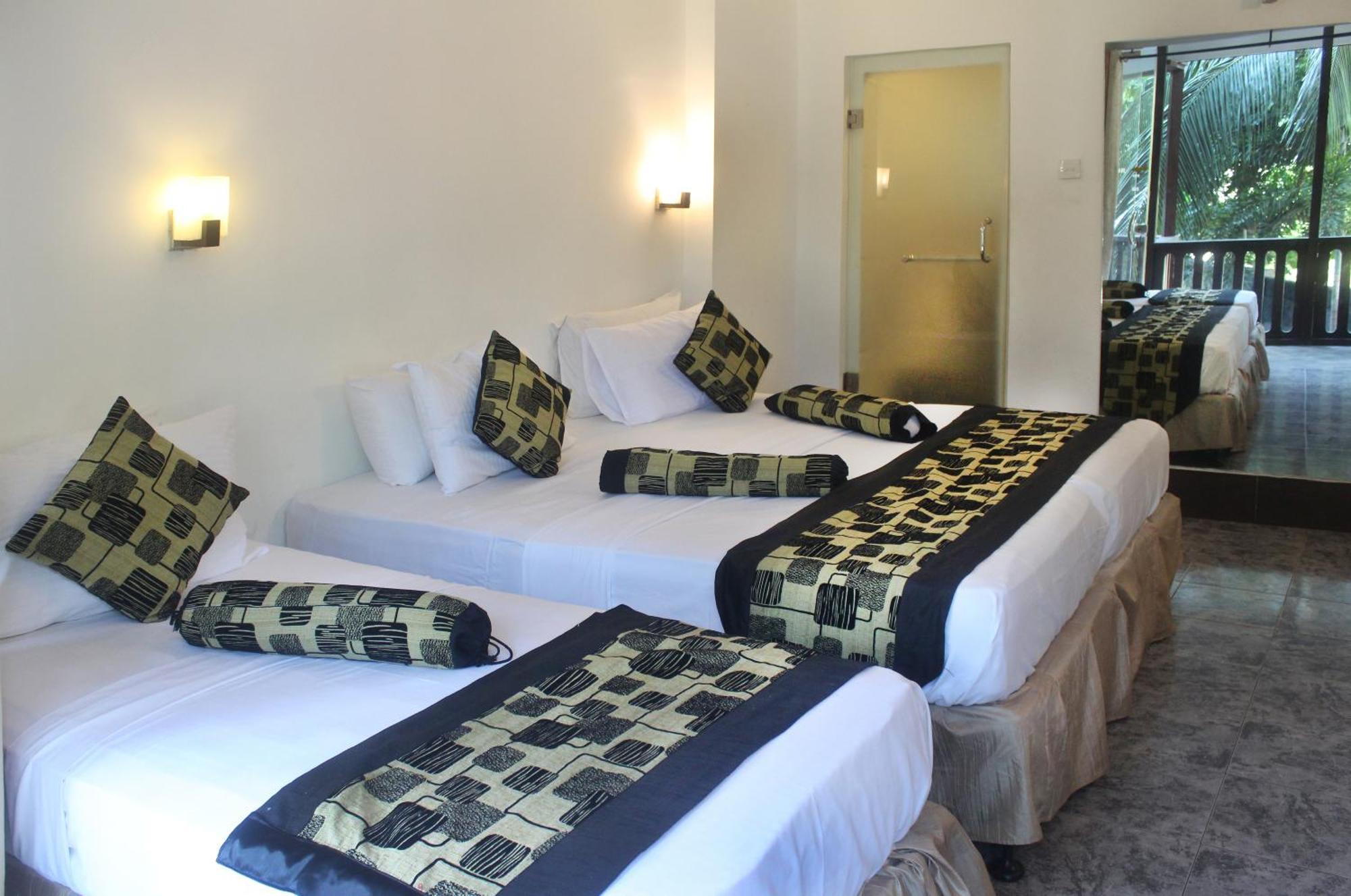 Hotel Sunray Канди Экстерьер фото