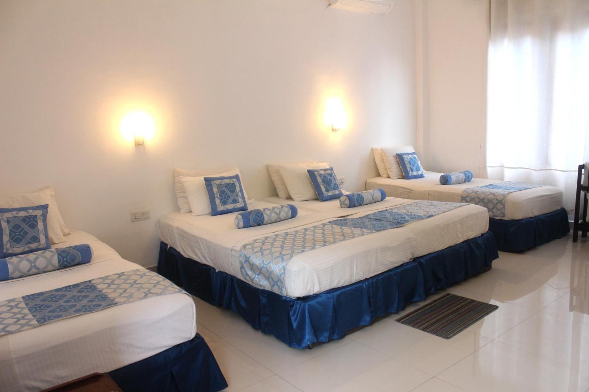 Hotel Sunray Канди Экстерьер фото