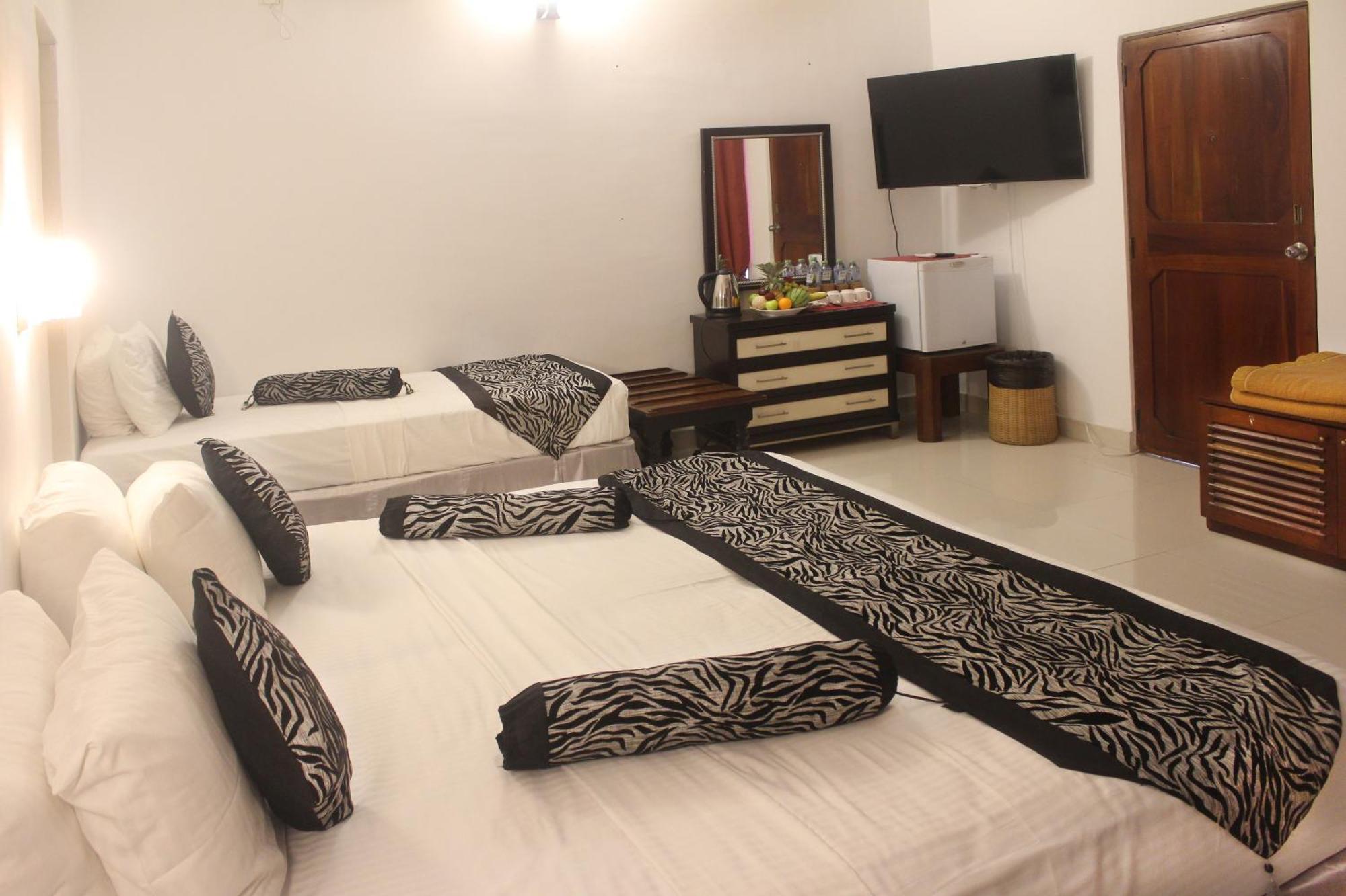 Hotel Sunray Канди Экстерьер фото
