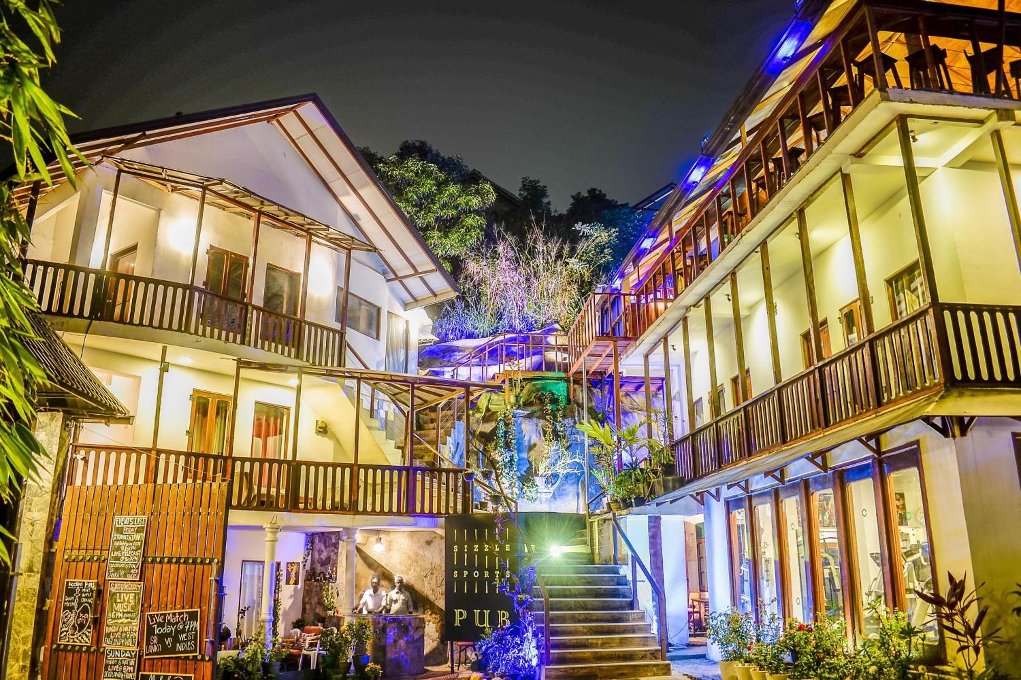 Hotel Sunray Канди Экстерьер фото