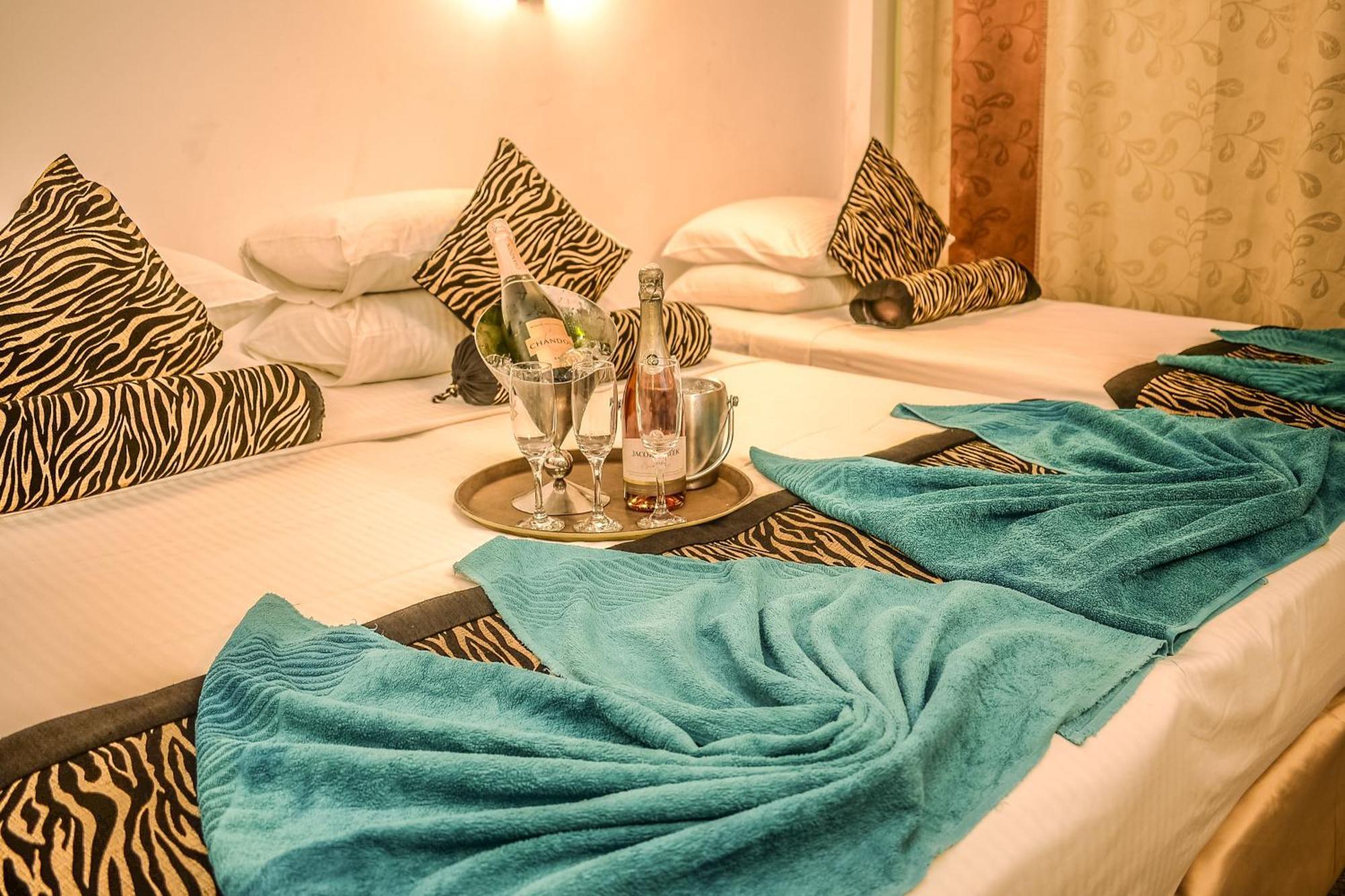 Hotel Sunray Канди Экстерьер фото